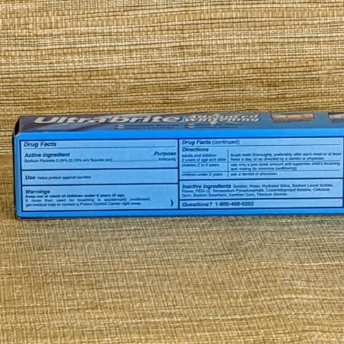 Ultra brite Advanced Whitening Toothpaste Clean Mint 6 oz (Pack of 8)